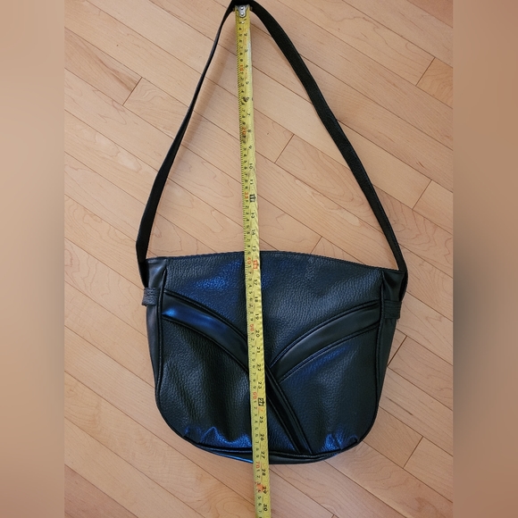 Ambassador Design Black Handbag - Picture 7 of 7